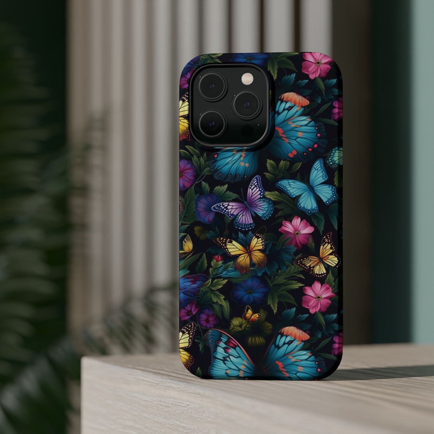 Magnetic Tough Cases