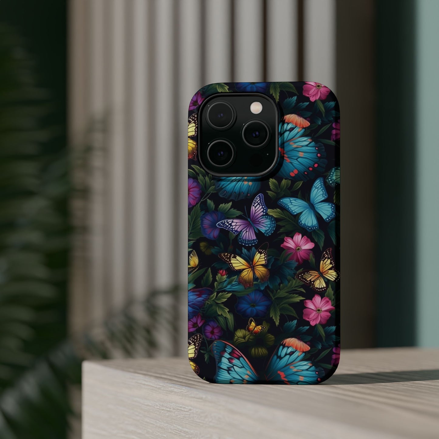 Magnetic Tough Cases
